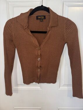 TRUTH Ribbed Button-Up Cardigan in Brown